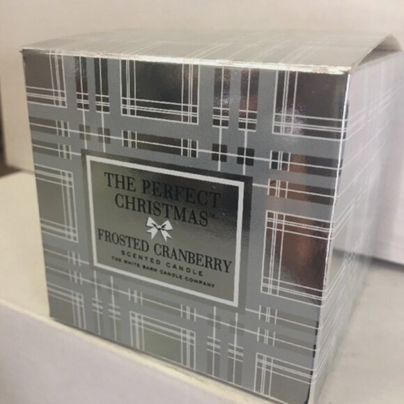 NWT! White Barn The Perfect Christmas Frosted Cranberry 3-Wick Candle - Picture 2 of 2